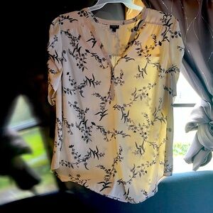 Torrid Harper Blouse NWOT never worn Size 3